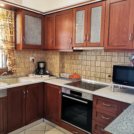 Aracelia With Private Pool فيلة سيفيري