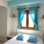 Villa Aracelia With Private Pool Siviri