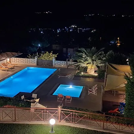 Aracelia Villas With Private Pool Siviri
