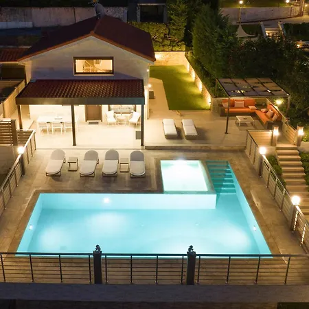 Aracelia Villas With Private Pool Siviri