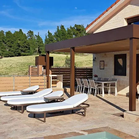 Aracelia With Private Pool Vilă Siviri
