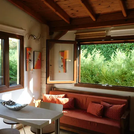 Aracelia With Private Pool Vila *