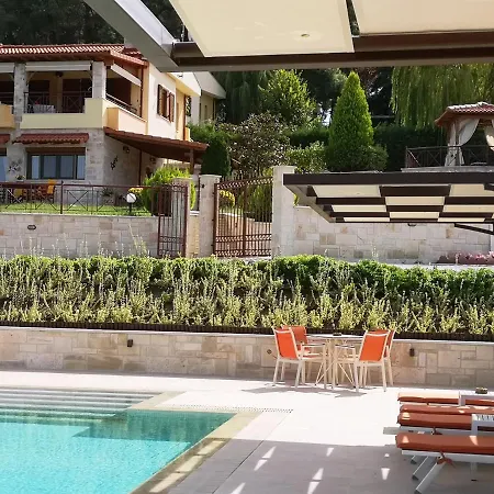 Aracelia With Private Pool 빌라