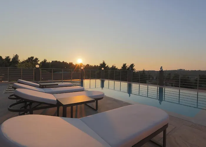 Villa Aracelia With Private Pool *