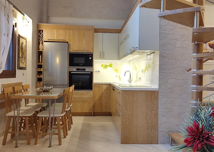 Villa Aracelia With Private Pool *