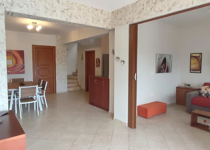 Villa Aracelia With Private Pool Siviri