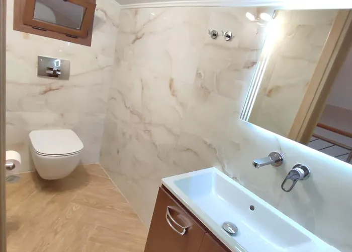 Villa Aracelia With Private Pool *