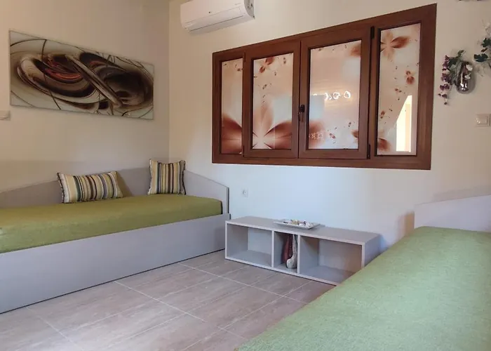 Aracelia With Private Pool Villa Siviri