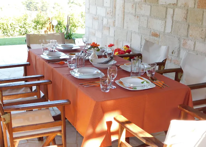 Aracelia With Private Pool Villa