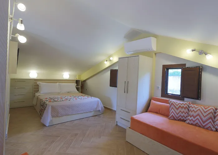 Aracelia With Private Pool Villa Siviri