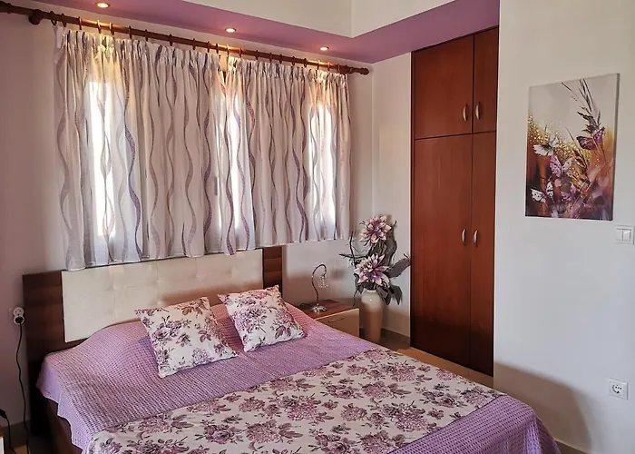 Villa Aracelia With Private Pool Siviri