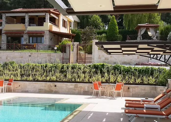 Aracelia With Private Pool Villa